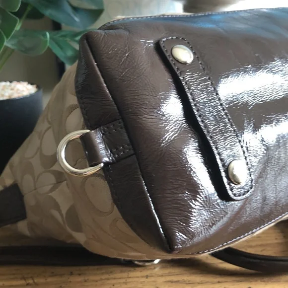 Coach Convertible Bag - Picture 8 of 15